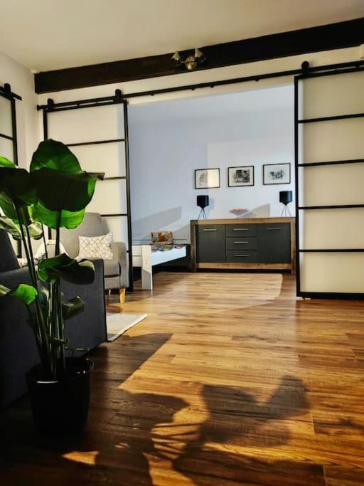 Apartamento Loft W Starej Wozowni Krynica-Zdrój Exterior foto