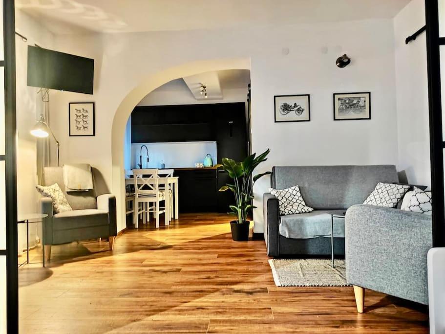 Apartamento Loft W Starej Wozowni Krynica-Zdrój Exterior foto