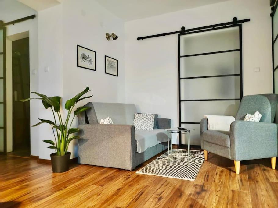 Apartamento Loft W Starej Wozowni Krynica-Zdrój Exterior foto